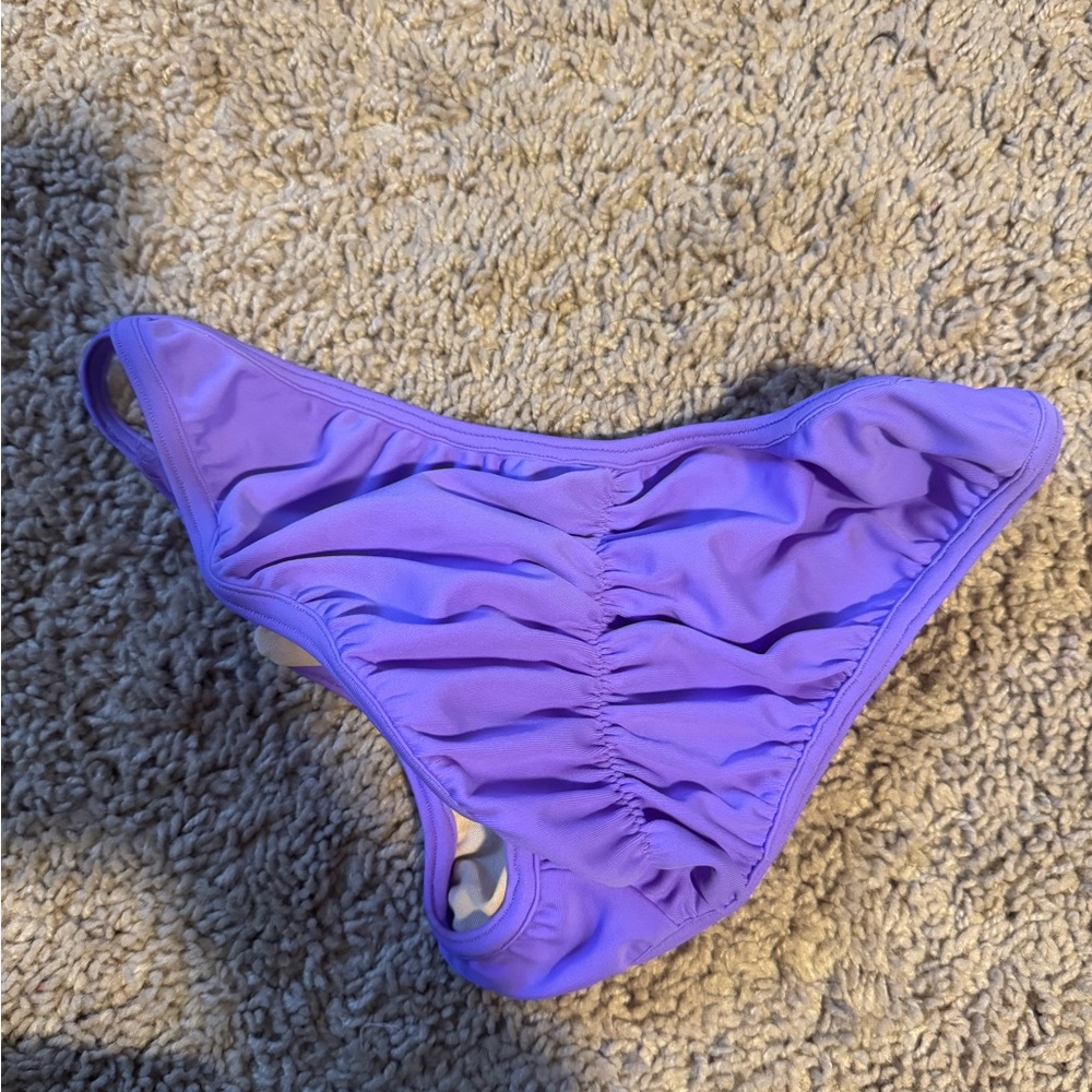 Custom bikini - Picture 3 of 4